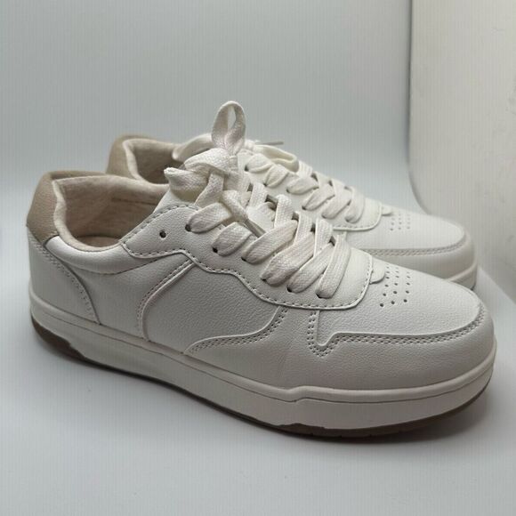 CUSHIONAIRE Women's lace up Sneaker +Comfort Foam 6.5 WIDE WHITE - Picture 1 of 7